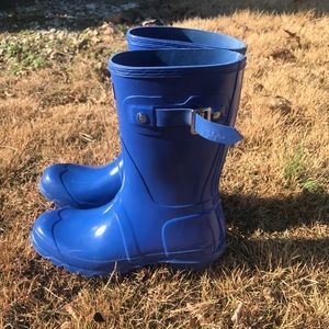 Mid length hunter boots